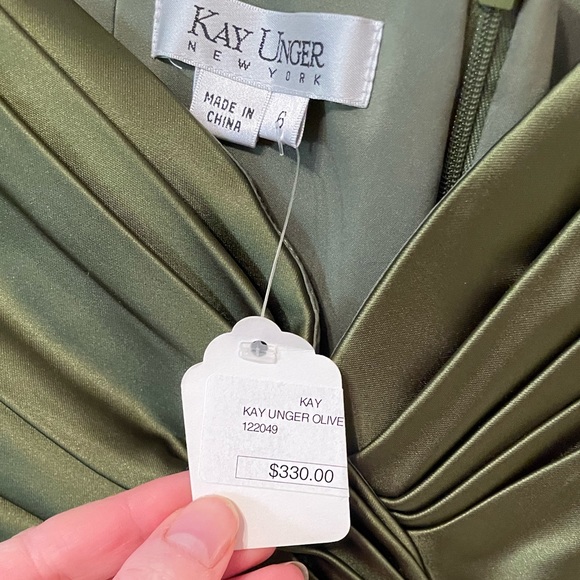 Kay Unger Cocktail - Picture 2 of 4